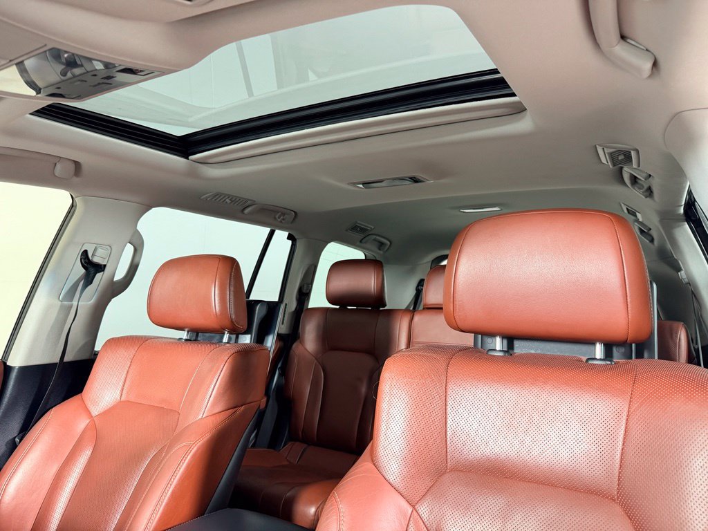 Used 2019 Lexus LX 570 4WD w/ Luxury Package image 21