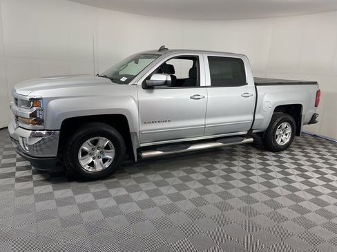 Used 2018 Chevrolet Silverado 1500 LT w/ All Star Edition image 2