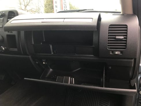 Used 2010 GMC Sierra 2500 SLE image 46