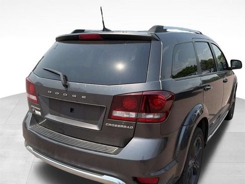 Used 2018 Dodge Journey Crossroad AWD/4WD image 5
