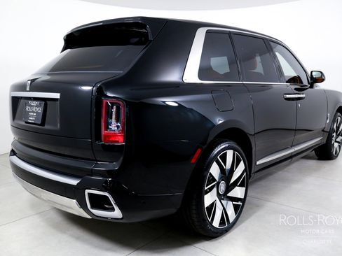 New 2026 Rolls-Royce Cullinan AWD/4WD image 2