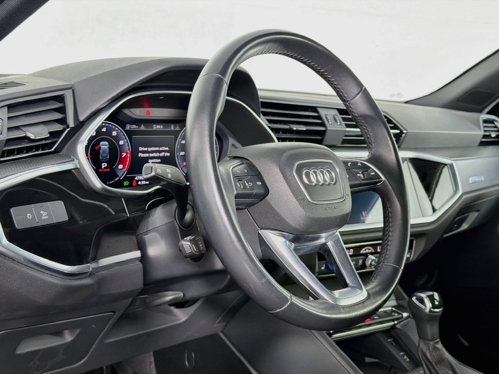 Used 2020 Audi Q3 2.0T Premium Plus AWD/4WD image 34