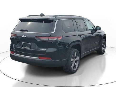 New 2026 Jeep Grand Cherokee L Limited w/ Luxury Tech Group II AWD/4WD image 4