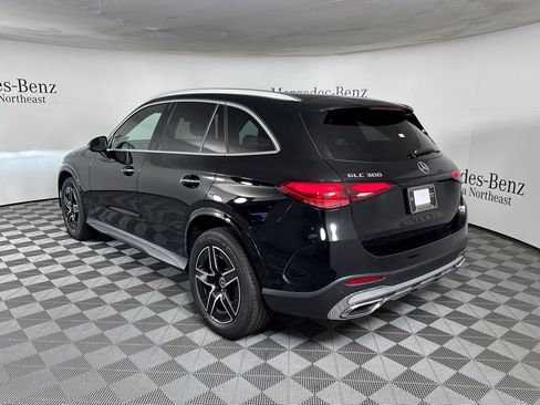 Certified 2026 Mercedes-Benz GLC 300 image 5