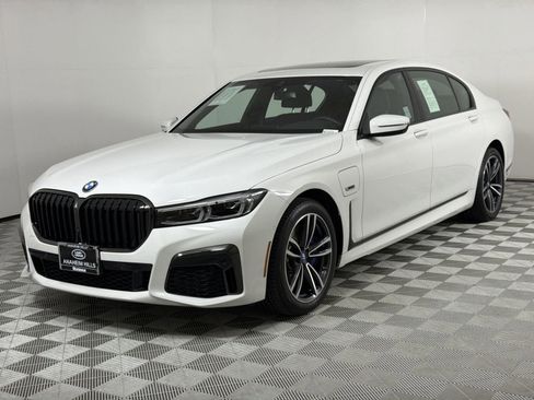 Used 2022 BMW 745e xDrive w/ M Sport Package image 1