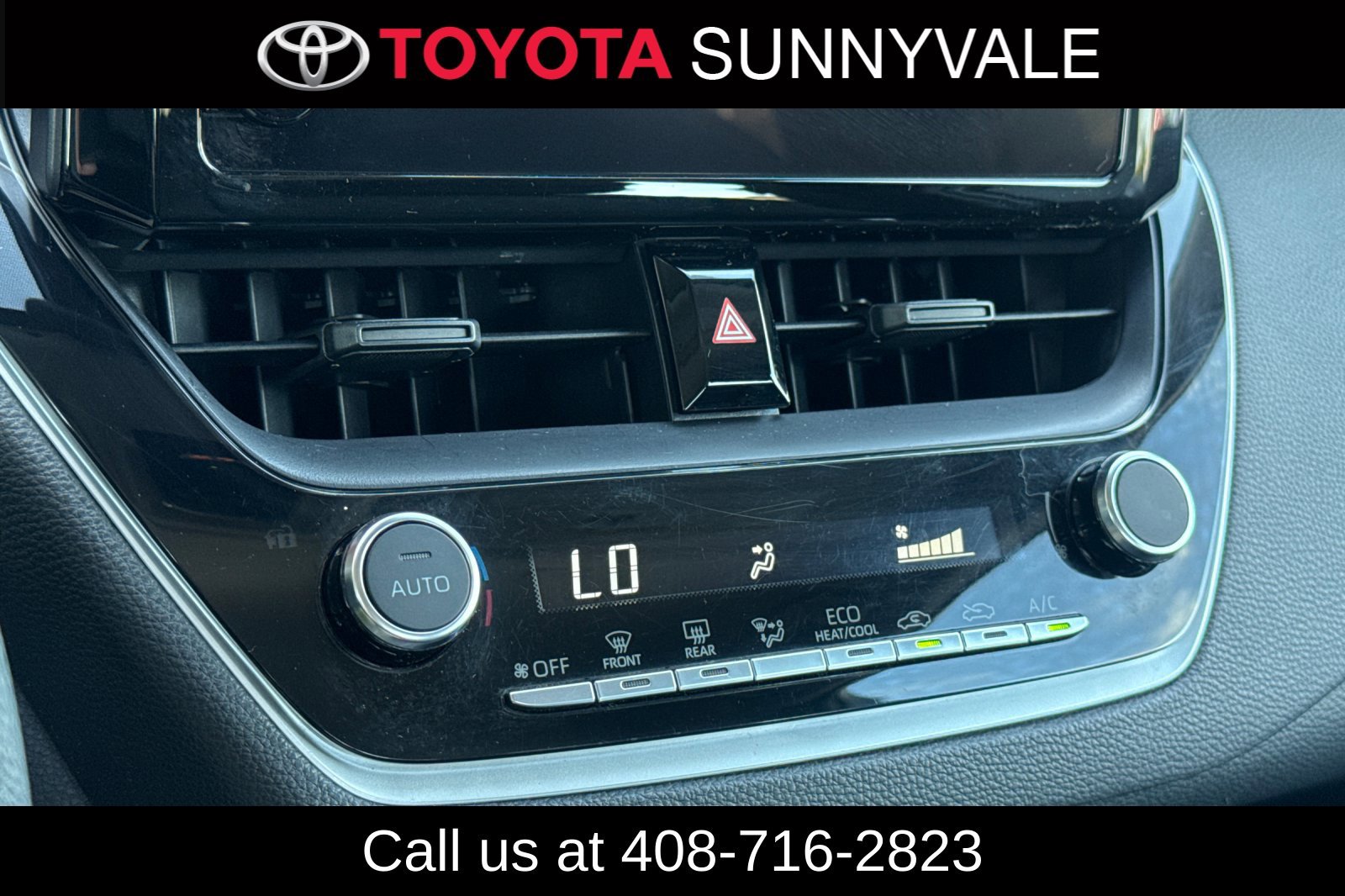 Used 2025 Toyota Corolla LE FWD image 24