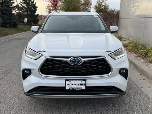 Used 2022 Toyota Highlander Platinum image 40