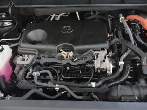 Used 2021 Toyota Highlander Limited image 28