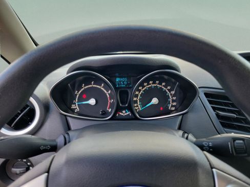 Certified 2019 Ford Fiesta SE image 14