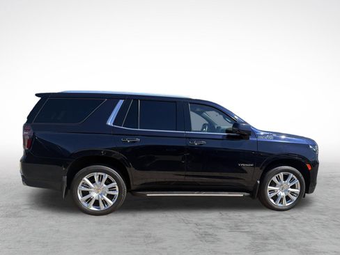 Used 2024 Chevrolet Tahoe High Country AWD/4WD image 10