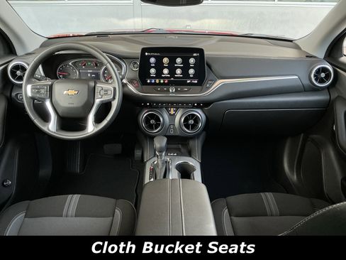 Used 2024 Chevrolet Blazer LT w/ Convenience Package image 4