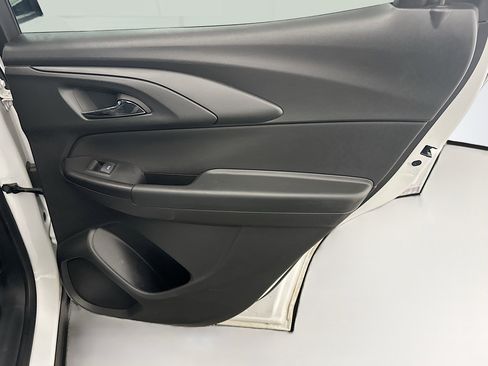 Used 2025 Chevrolet TrailBlazer LT image 30