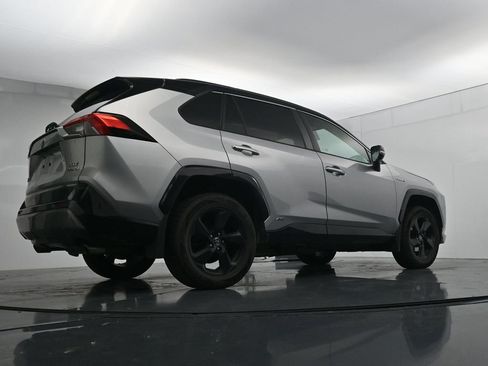 Used 2021 Toyota RAV4 XSE AWD/4WD image 23