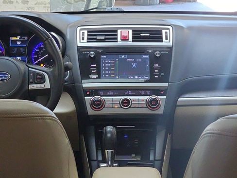 Used 2017 Subaru Outback 2.5i Limited image 13