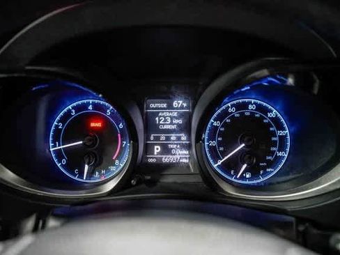 Used 2015 Toyota Corolla S image 24