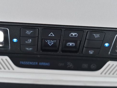 Used 2025 Ford Expedition Active AWD/4WD image 34