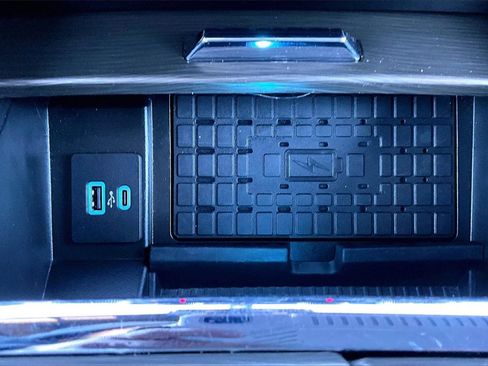 Certified 2024 Ford Expedition Max Limited image 33