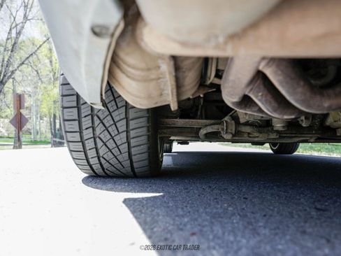 Used 2001 Porsche 911 Carrera 4 AWD/4WD image 96