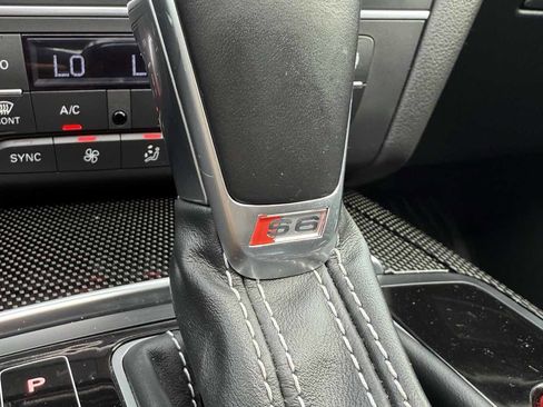 Used 2018 Audi S6 Premium Plus w/ S Sport Package image 21