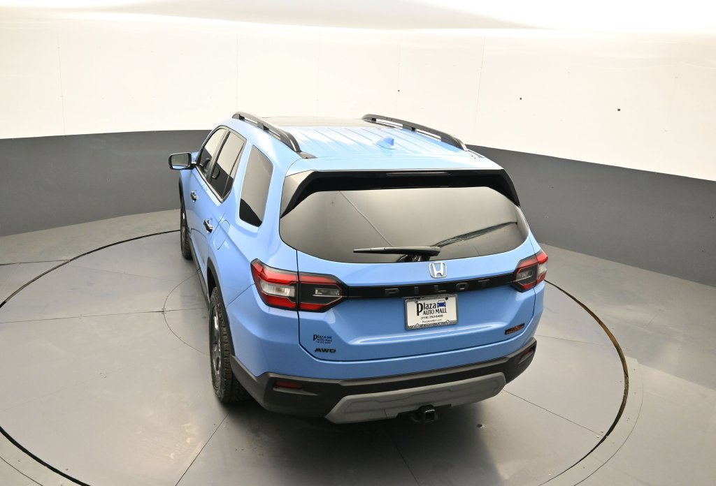 Certified 2024 Honda Pilot TrailSport image 42
