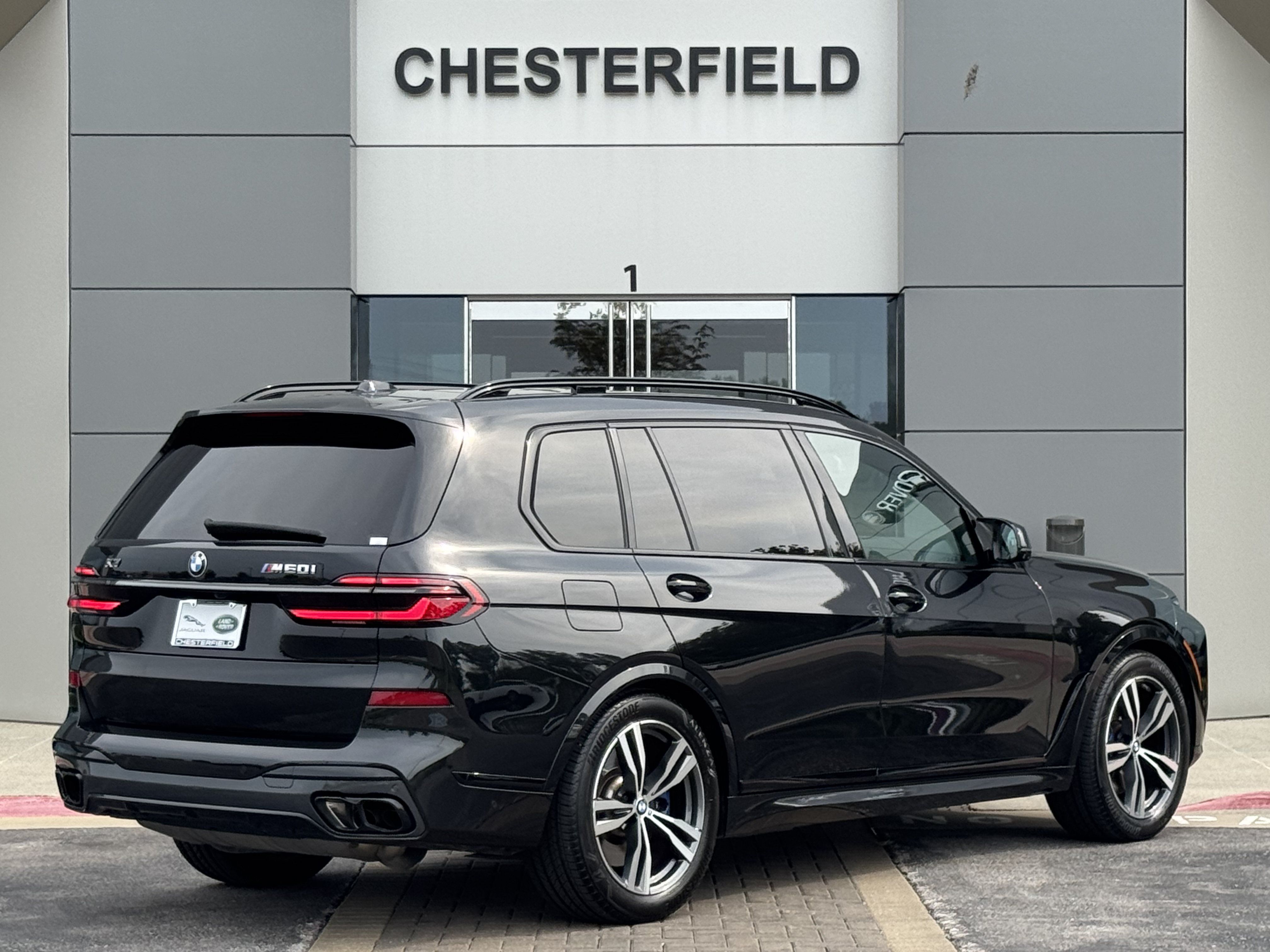 Used 2024 BMW X7 M60i w/ Executive Package AWD/4WD image 2