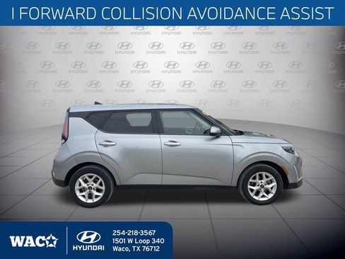 Used 2023 Kia Soul LX w/ Option Group 015 image 6