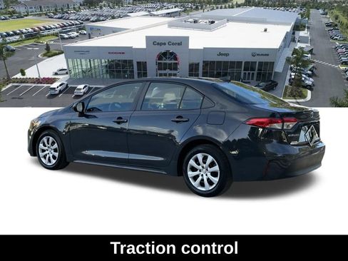 Used 2023 Toyota Corolla LE FWD image 6