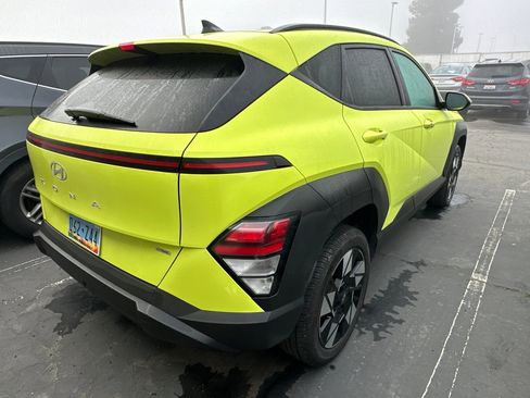 Used 2024 Hyundai Kona SEL image 3