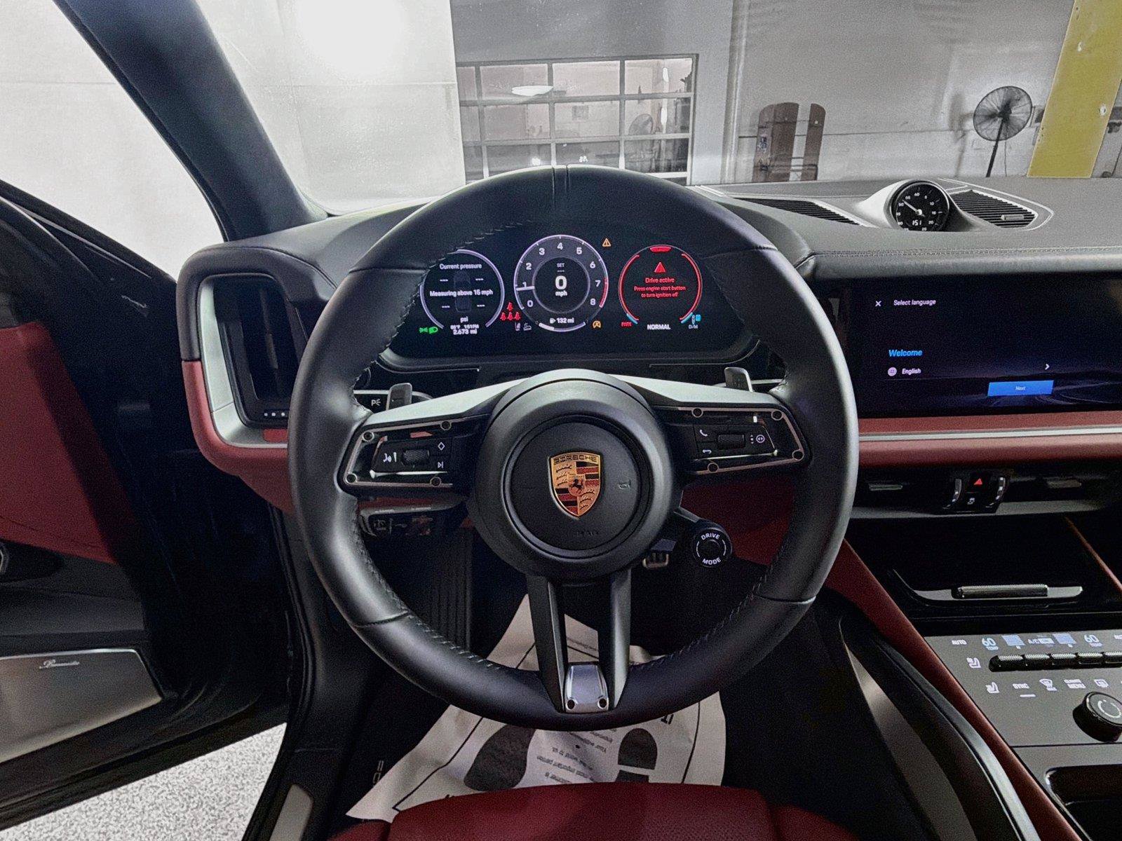 Certified 2026 Porsche Cayenne GTS AWD/4WD image 20