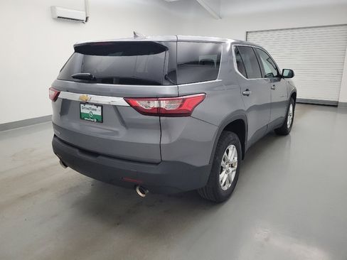 Used 2018 Chevrolet Traverse LS FWD image 9
