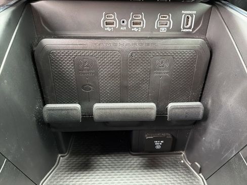 Used 2025 RAM 1500 Laramie w/ Night Edition image 46