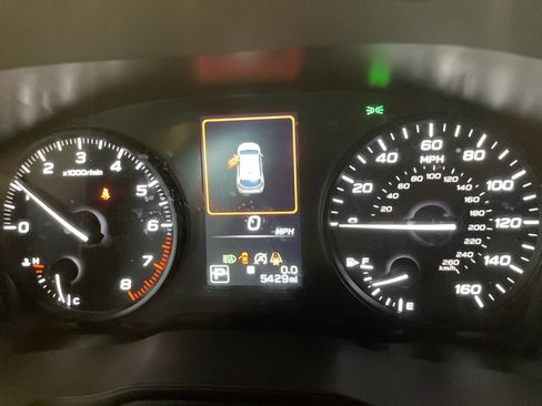Used 2024 Subaru Impreza 2.0i AWD/4WD image 14
