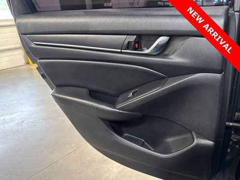 Used 2021 Honda Accord LX image 10