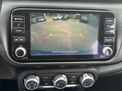 Used 2023 Nissan Kicks SV image 18