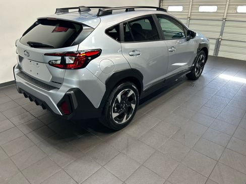 Used 2026 Subaru Crosstrek 2.5i Limited AWD/4WD image 3
