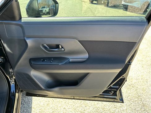 New 2026 Nissan Kicks S image 14