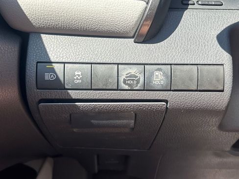 Used 2023 Toyota Camry LE image 22