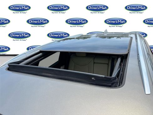 Used 2018 Cadillac XT5 Luxury w/ Driver Awareness Package image 24