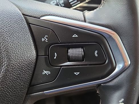 Used 2024 Chevrolet Trax LT w/ Driver Confidence Package FWD image 44