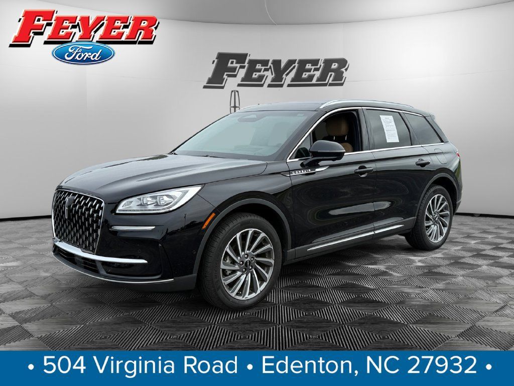 Used 2023 Lincoln Corsair Reserve w/ Equipment Group 202A FWD image 1