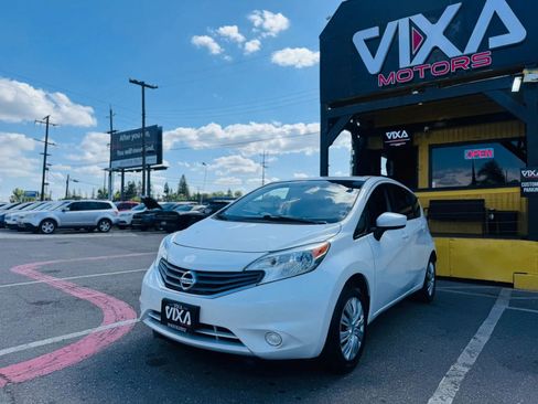 Used 2016 Nissan Versa Note SV FWD image 1