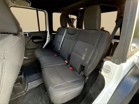 Used 2019 Jeep Wrangler Unlimited Sport S image 20