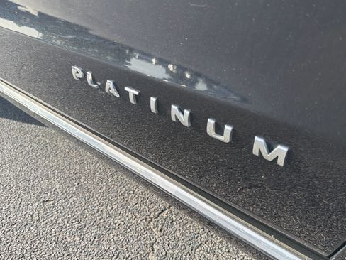 Used 2019 Ford Expedition Platinum AWD/4WD image 38