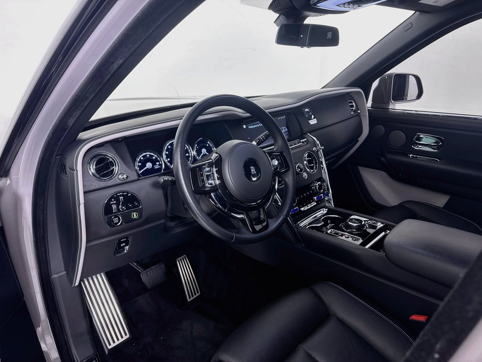 Certified 2021 Rolls-Royce Cullinan AWD/4WD image 10