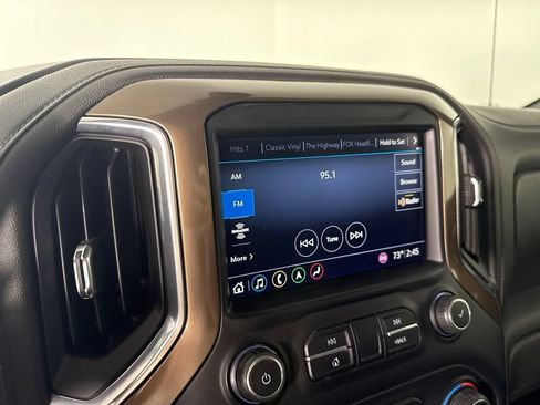 Used 2019 Chevrolet Silverado 1500 High Country w/ High Country Premium Package AWD/4WD image 20