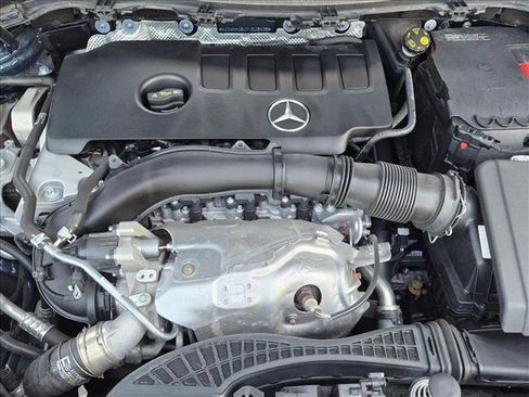 Used 2023 Mercedes-Benz GLA 250 image 21