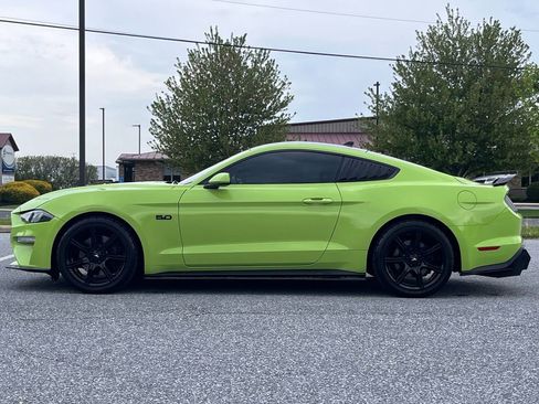 Used 2020 Ford Mustang GT w/ Black Accent Package RWD image 5