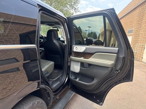 Used 2023 Lincoln Navigator Black Label AWD/4WD image 23