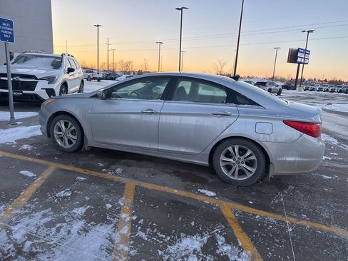 Used 2012 Hyundai Sonata Limited image 11