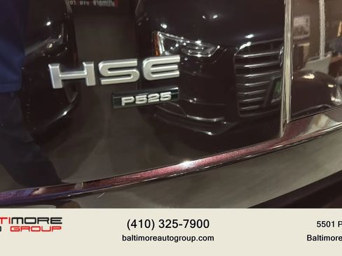 Used 2020 Land Rover Range Rover HSE image 16